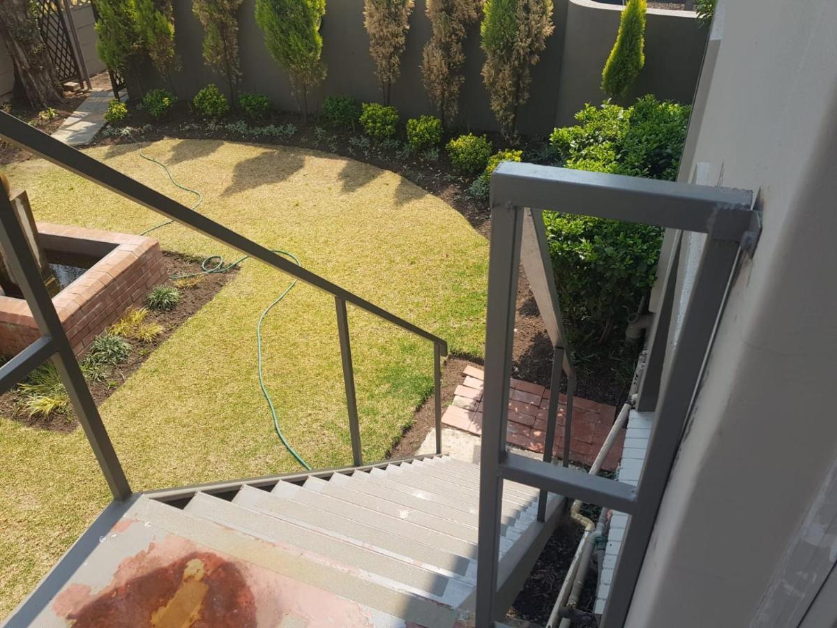 Terrace Lofts Hotell Standerton Exteriör bild